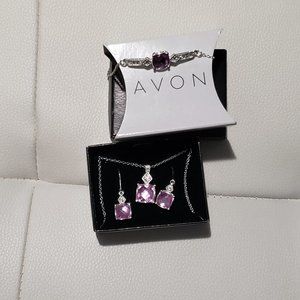 🍇2/$25 AVON EARRINGS BRACELET AND NECKLACE